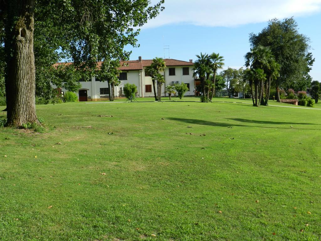 Agriturismo Zio Michele Hotell Isola Della Scala Eksteriør bilde